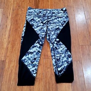 Gap fit Capri leggings